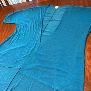 Lularoe Lindsay Kimono - Medium